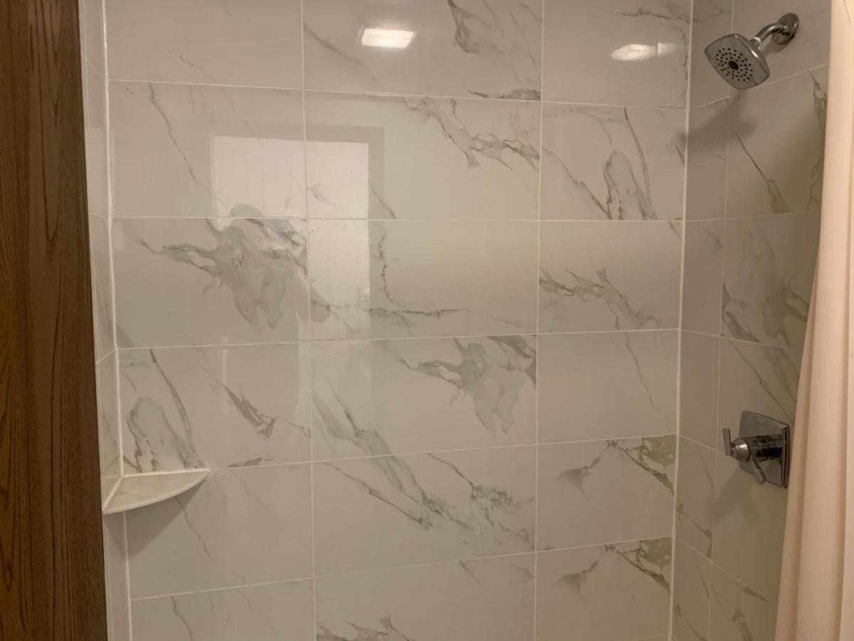 Landmark Inn Osawatomie エクステリア 写真